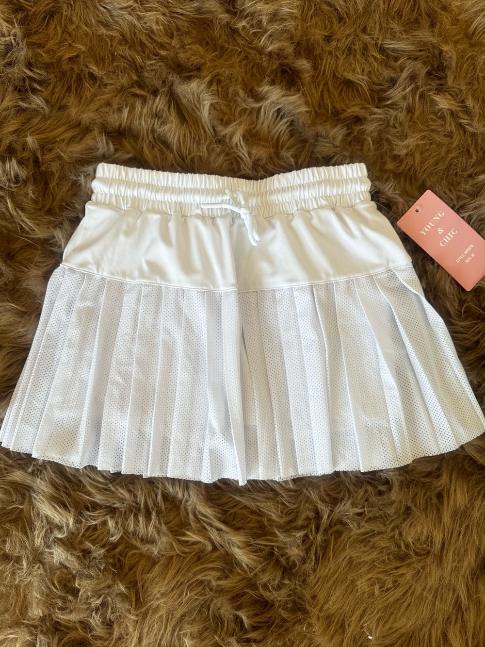 Sporty mini skirt white pleated drawstring tennis skort